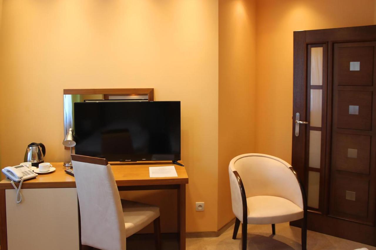 Hotel City Park Barlinek Bagian luar foto