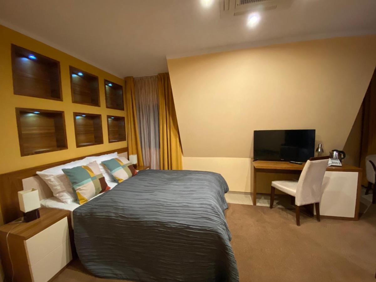 Hotel City Park Barlinek Bagian luar foto