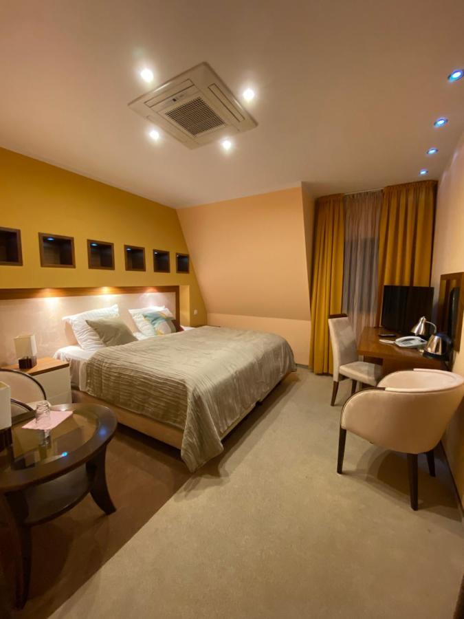 Hotel City Park Barlinek Bagian luar foto