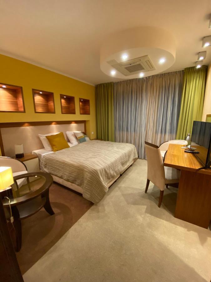 Hotel City Park Barlinek Bagian luar foto
